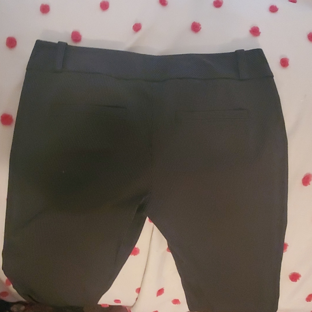 Pin stripped pants - Picture 3 of 6